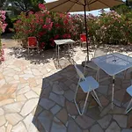 Aia - Goelba * Lacona