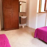 Aia - Goelba Villa